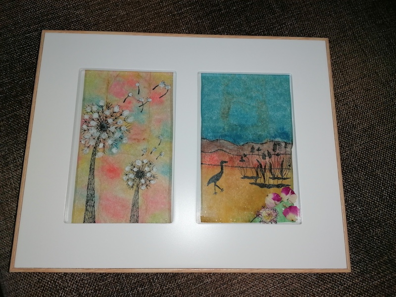 Vita_Lekeviciute_2d._Paveikslelis_su_dekoruotais_arbatos_maiseliais_Paslaptingoji_gamta_